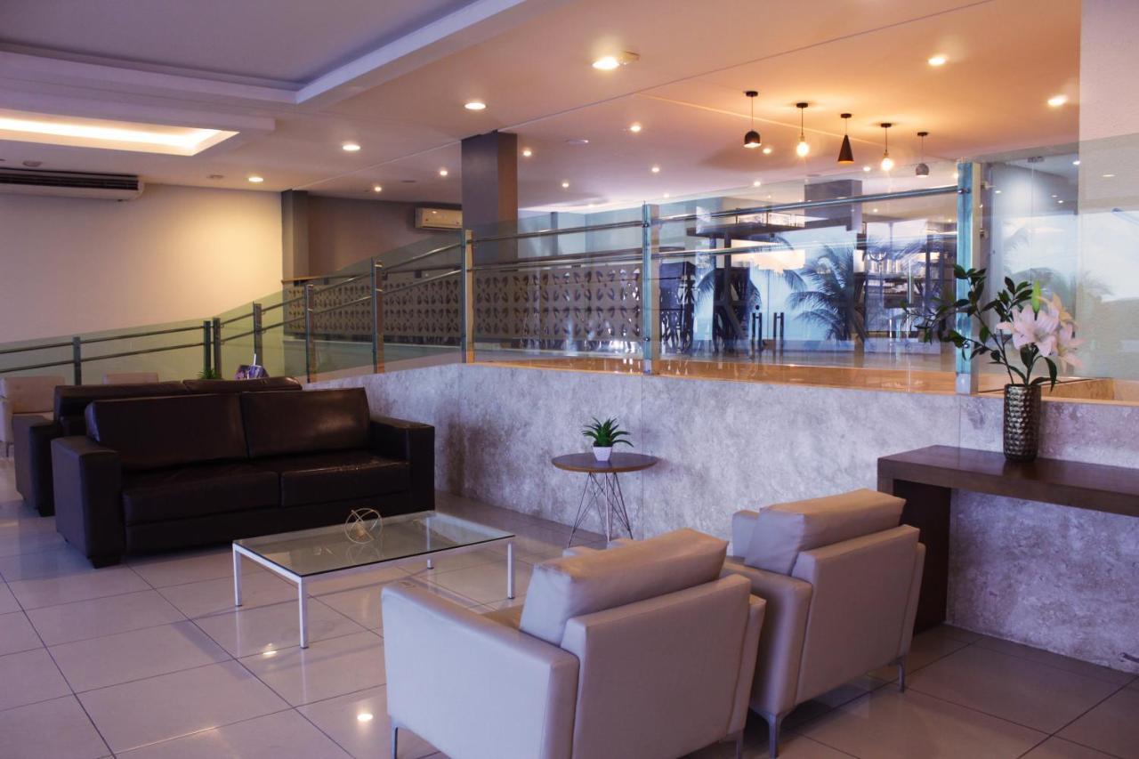 Hotel Happy Manaíra